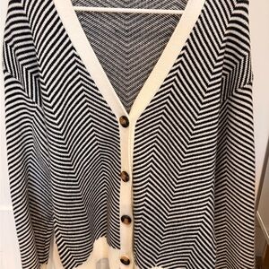 Commense Black and White Chevron Cardigan
